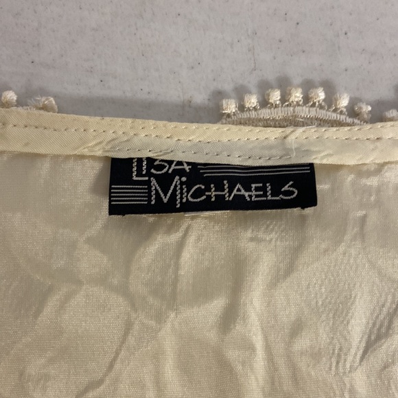 Lisa Michaels Cream color blazer skirt set size 16 - Picture 5 of 9